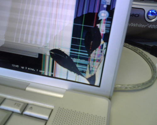 macbook screen repair manchester